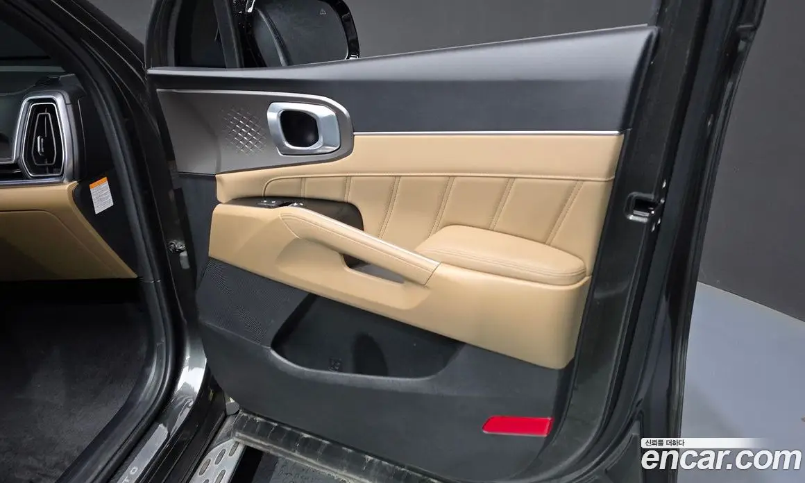 Kia Sorento 2023 1.6 автомат (гидро), фото 14 Kia Sorento 2023 1.6 автомат (гидро), фото 14