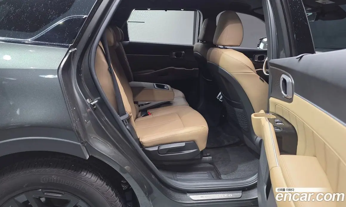 Kia Sorento 2023 1.6 автомат (гидро), фото 17 Kia Sorento 2023 1.6 автомат (гидро), фото 17