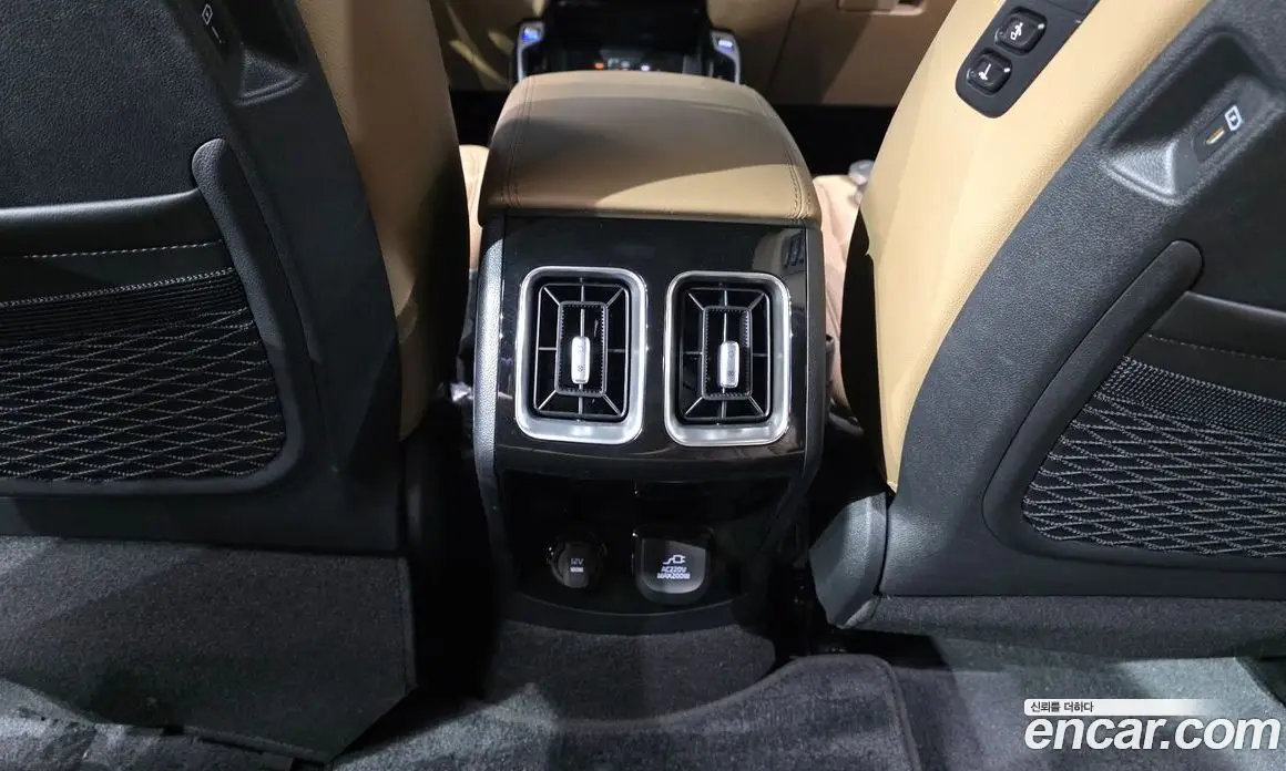 Kia Sorento 2023 1.6 автомат (гидро), фото 30 Kia Sorento 2023 1.6 автомат (гидро), фото 30