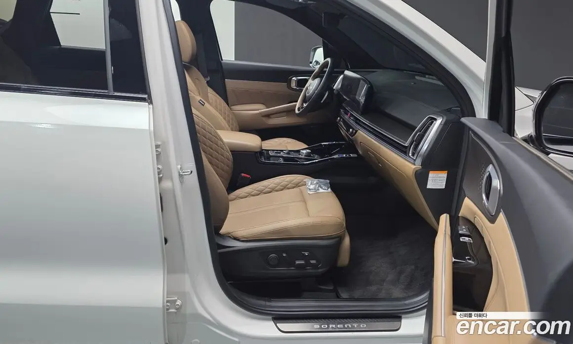 Kia Sorento 2023 1.6 автомат (гидро), фото 16 Kia Sorento 2023 1.6 автомат (гидро), фото 16