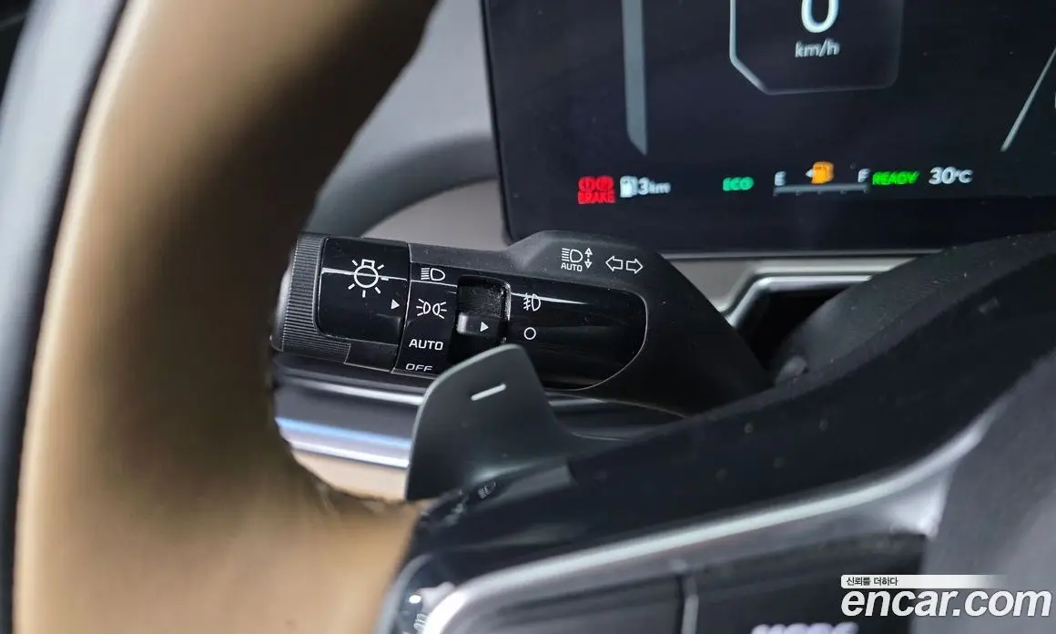 Kia Sorento 2023 1.6 автомат (гидро), фото 37 Kia Sorento 2023 1.6 автомат (гидро), фото 37