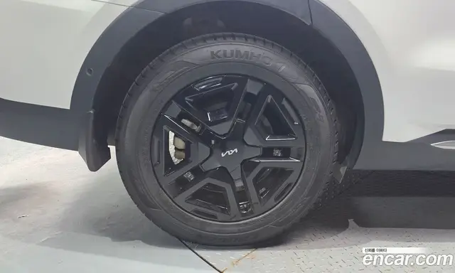 Kia Sorento 2023 1.6 автомат (гидро), миниатюра 5 Kia Sorento 2023 1.6 автомат (гидро), миниатюра 5