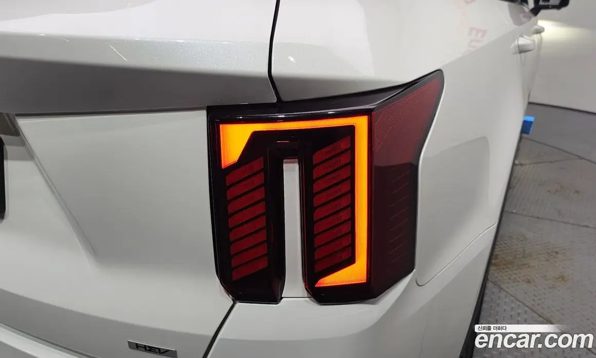 Kia Sorento 2024 1.6 автомат (гидро), фото 9 Kia Sorento 2024 1.6 автомат (гидро), фото 9