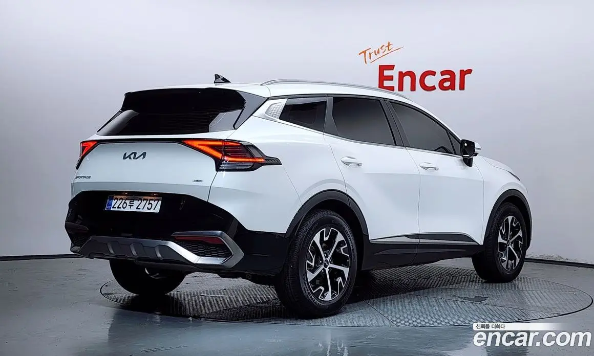Kia Sportage 2024 1.6 автомат (гидро), фото 2 Kia Sportage 2024 1.6 автомат (гидро), фото 2