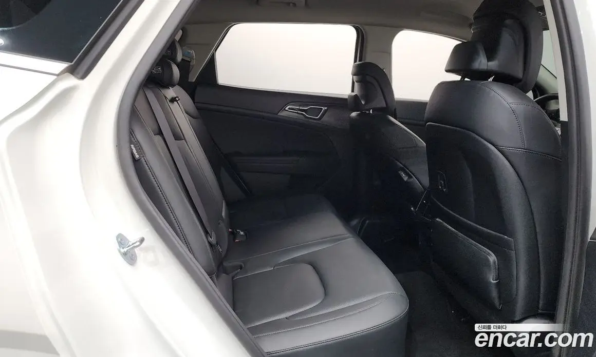 Kia Sportage 2024 1.6 автомат (гидро), фото 17 Kia Sportage 2024 1.6 автомат (гидро), фото 17