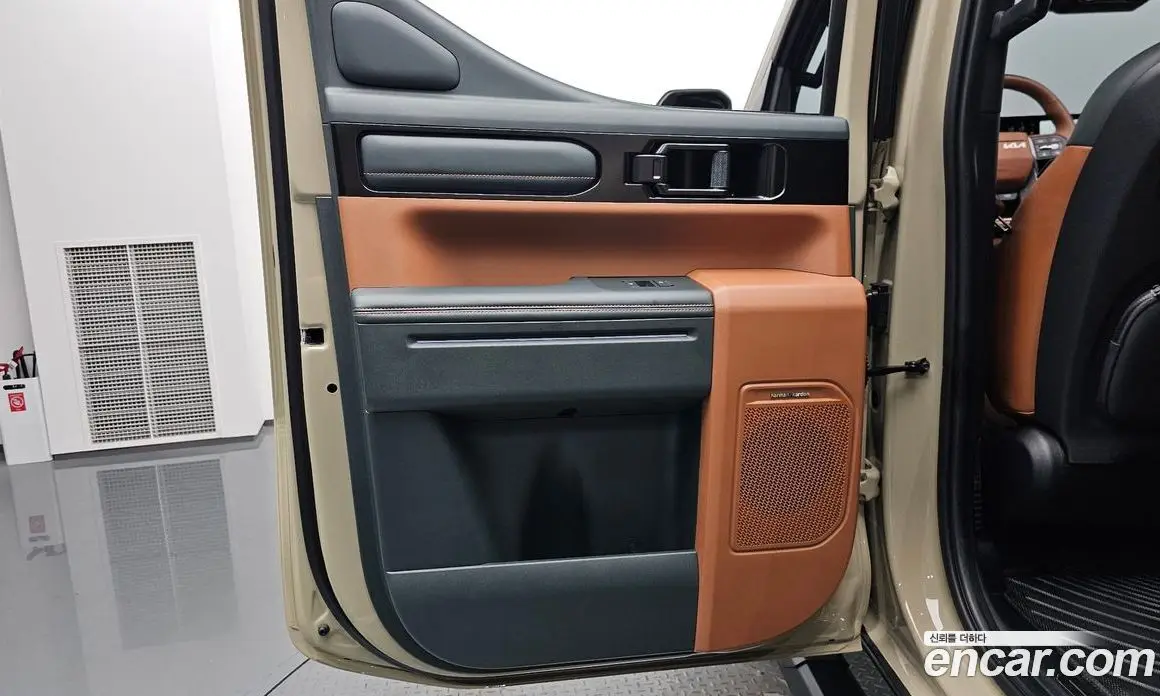 Kia Tasman 2025 2.5 автомат (гидро), фото 14 Kia Tasman 2025 2.5 автомат (гидро), фото 14