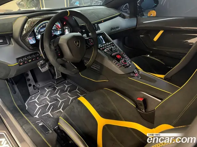Lamborghini Aventador 2021 6.5 автомат (гидро), миниатюра 7 Lamborghini Aventador 2021 6.5 автомат (гидро), миниатюра 7