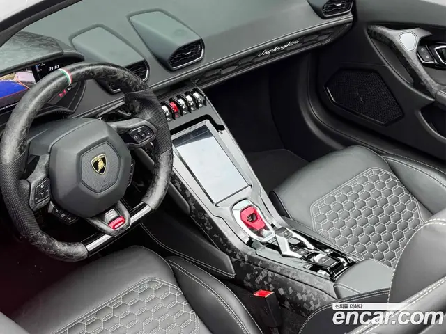 Lamborghini Huracan 2018 5.2 автомат (гидро), миниатюра 7 Lamborghini Huracan 2018 5.2 автомат (гидро), миниатюра 7
