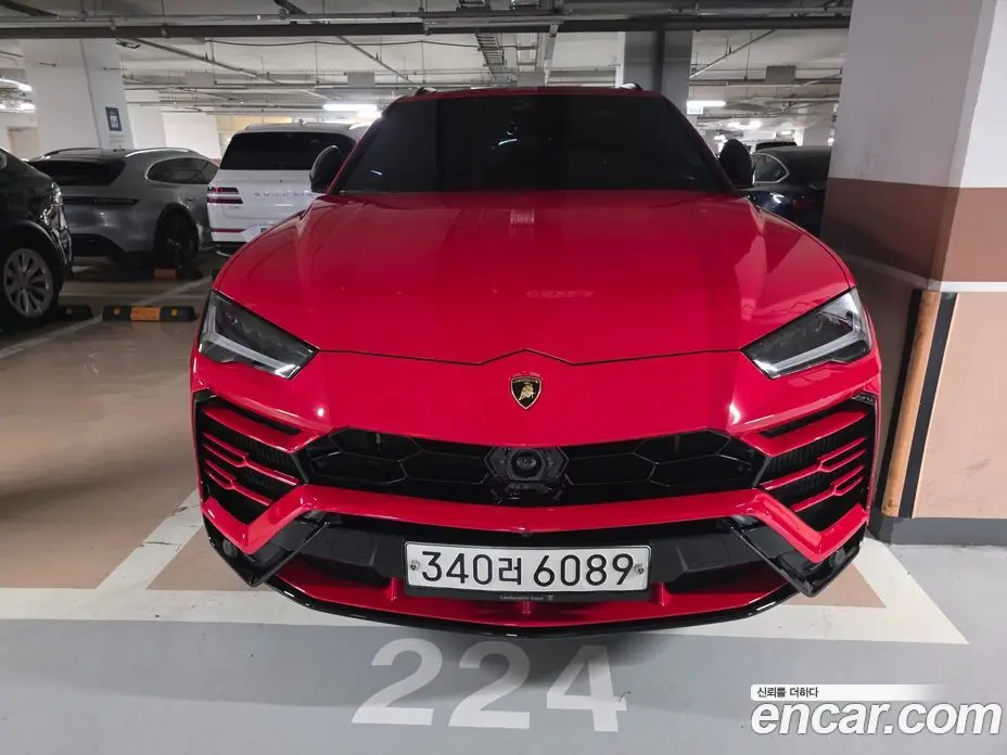 Lamborghini Urus 2020 4.0 автомат (гидро), фото 1 Lamborghini Urus 2020 4.0 автомат (гидро), фото 1