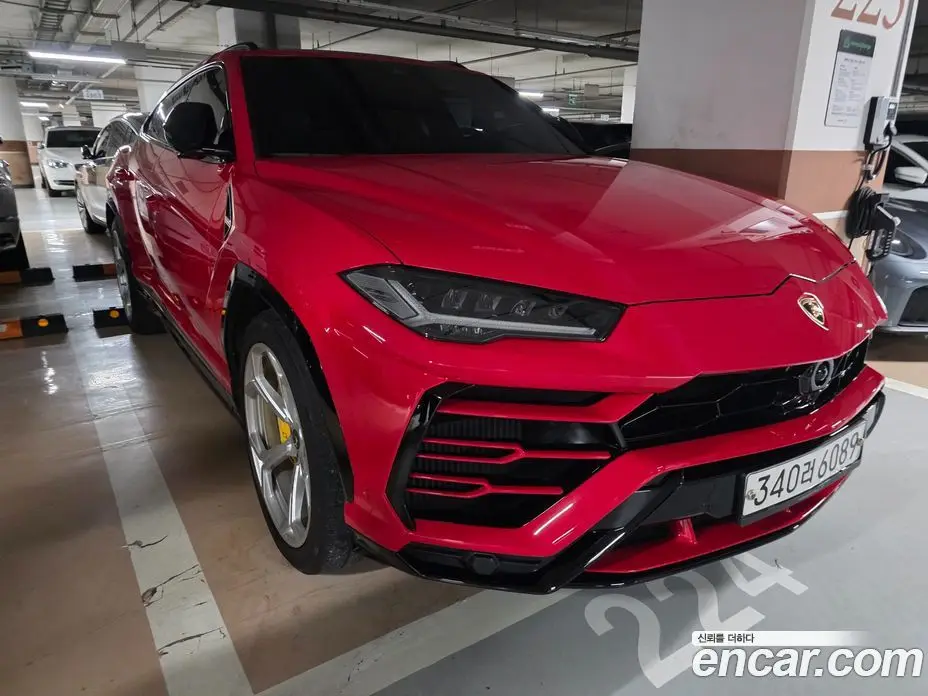 Lamborghini Urus 2020 4.0 автомат (гидро), фото 2 Lamborghini Urus 2020 4.0 автомат (гидро), фото 2