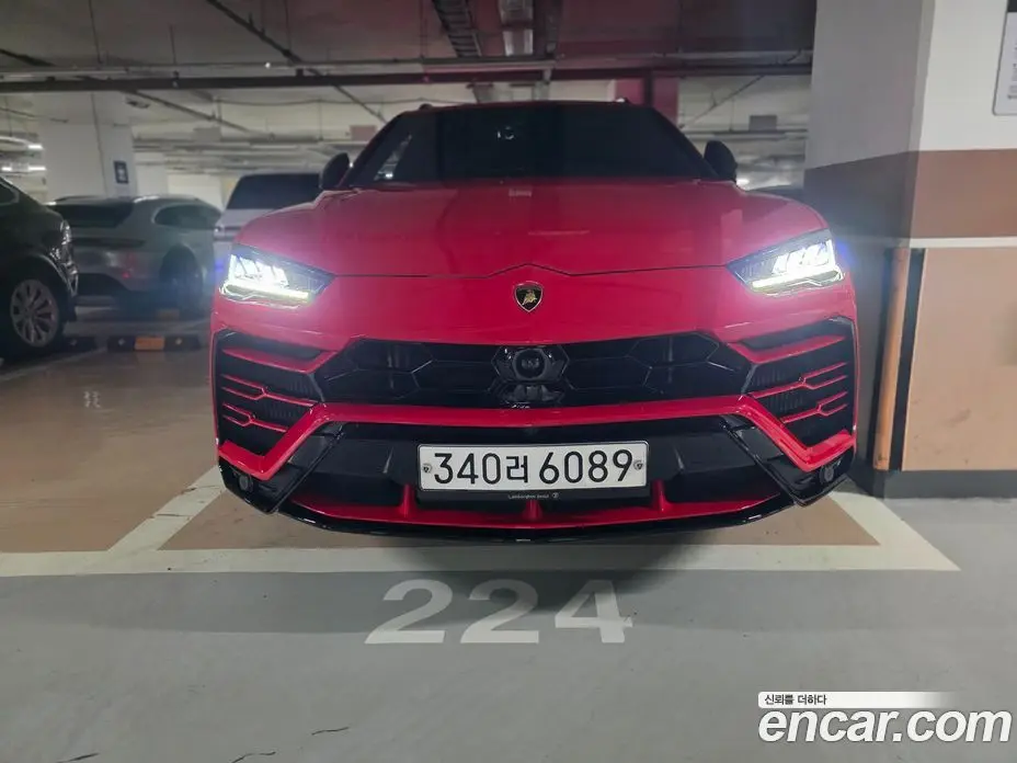 Lamborghini Urus 2020 4.0 автомат (гидро), фото 18 Lamborghini Urus 2020 4.0 автомат (гидро), фото 18