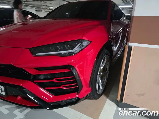 Lamborghini Urus 2020 4.0 автомат (гидро), миниатюра 3 Lamborghini Urus 2020 4.0 автомат (гидро), миниатюра 3