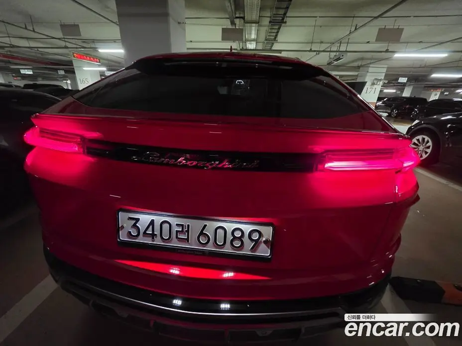 Lamborghini Urus 2020 4.0 автомат (гидро), фото 4 Lamborghini Urus 2020 4.0 автомат (гидро), фото 4