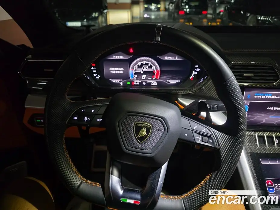 Lamborghini Urus 2020 4.0 автомат (гидро), фото 5 Lamborghini Urus 2020 4.0 автомат (гидро), фото 5
