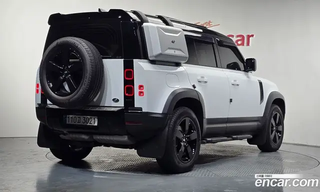 Land Rover Defender 2022 3.0 автомат (гидро), миниатюра 2 Land Rover Defender 2022 3.0 автомат (гидро), миниатюра 2