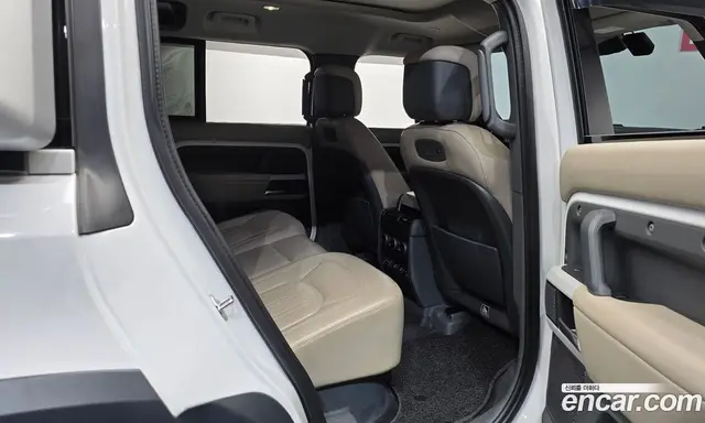 Land Rover Defender 2022 3.0 автомат (гидро), миниатюра 11 Land Rover Defender 2022 3.0 автомат (гидро), миниатюра 11