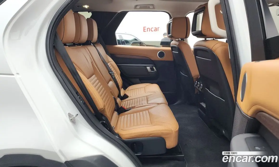 Land Rover Discovery 2019 3.0 автомат (гидро), фото 17 Land Rover Discovery 2019 3.0 автомат (гидро), фото 17