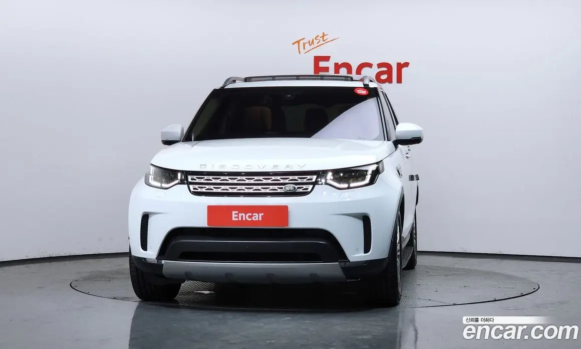 Land Rover Discovery 2019 3.0 автомат (гидро), фото 3 Land Rover Discovery 2019 3.0 автомат (гидро), фото 3