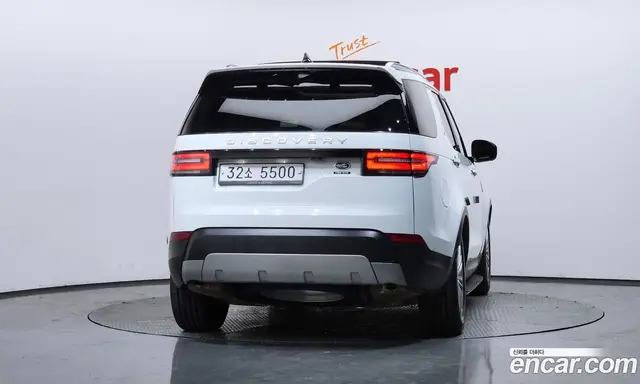 Land Rover Discovery 2019 3.0 автомат (гидро), миниатюра 4 Land Rover Discovery 2019 3.0 автомат (гидро), миниатюра 4