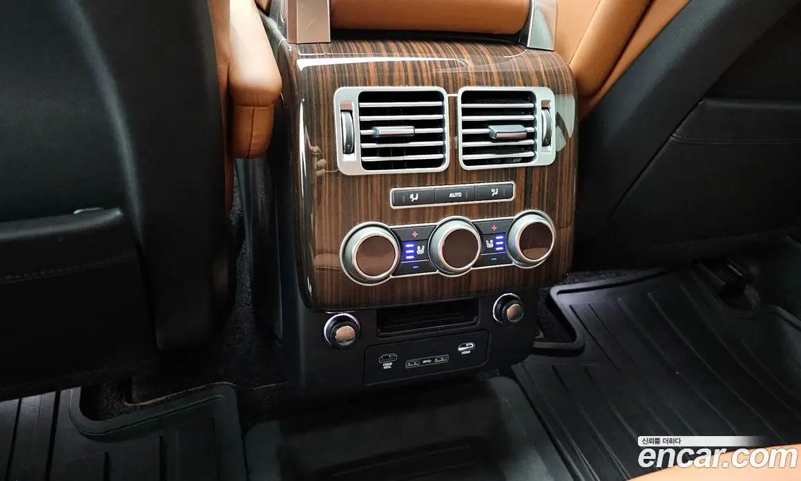 Land Rover Range Rover 2017 4.4 автомат (гидро), фото 33 Land Rover Range Rover 2017 4.4 автомат (гидро), фото 33