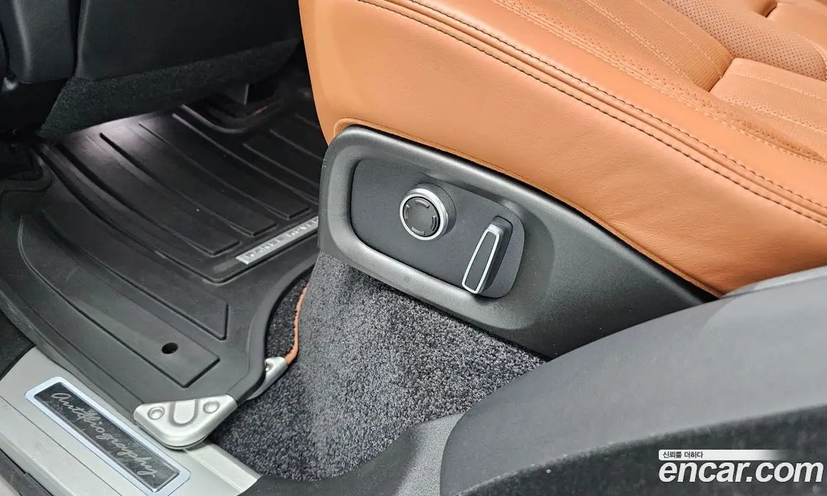 Land Rover Range Rover 2017 4.4 автомат (гидро), фото 36 Land Rover Range Rover 2017 4.4 автомат (гидро), фото 36