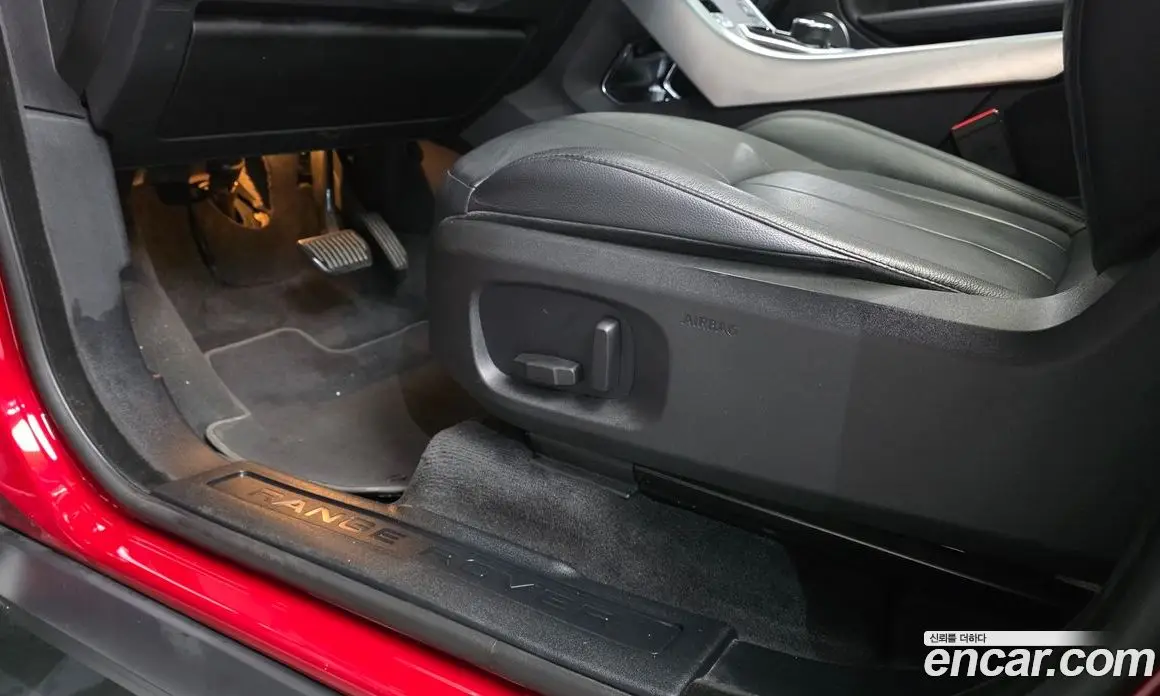 Land Rover Range Rover Evoque 2019 2.0 автомат (гидро), фото 22