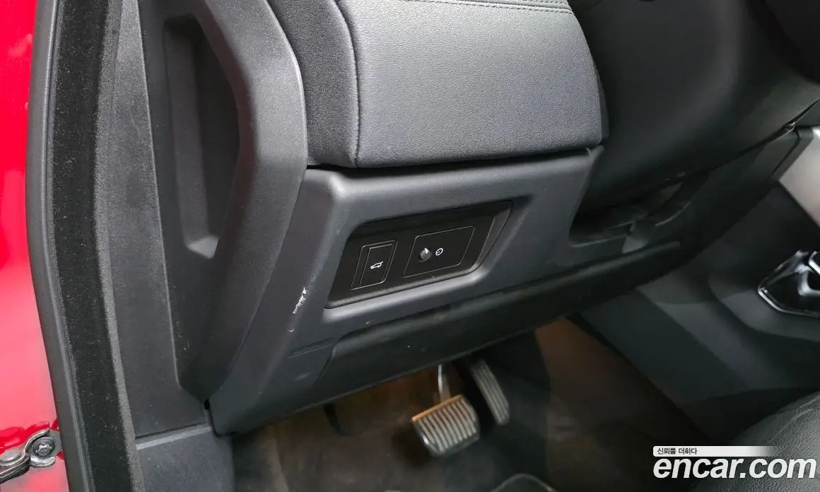 Land Rover Range Rover Evoque 2019 2.0 автомат (гидро), фото 26