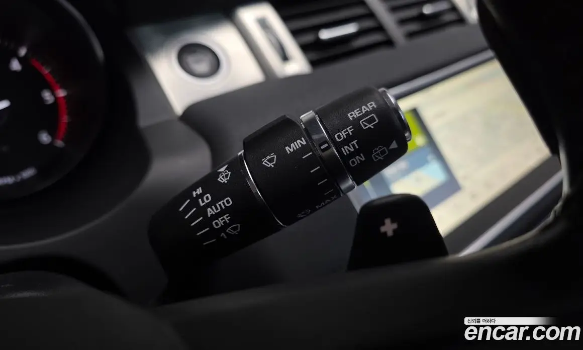 Land Rover Range Rover Evoque 2019 2.0 автомат (гидро), фото 27