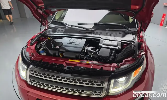 Land Rover Range Rover Evoque 2019 2.0 автомат (гидро), миниатюра 5