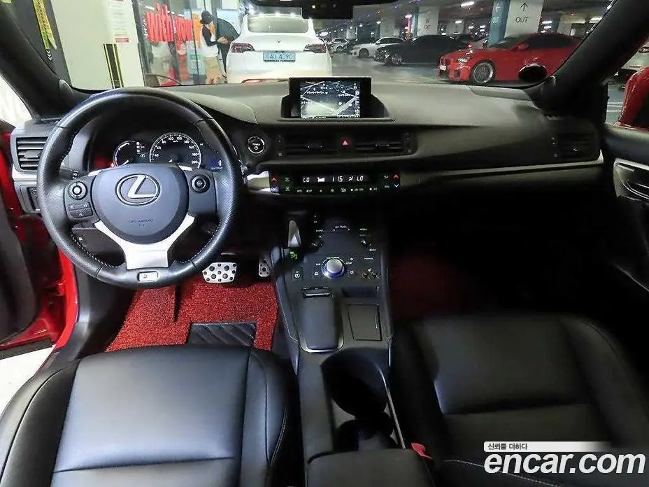 Lexus CT200h 2014 1.8 автомат (гидро), фото 10 Lexus CT200h 2014 1.8 автомат (гидро), фото 10