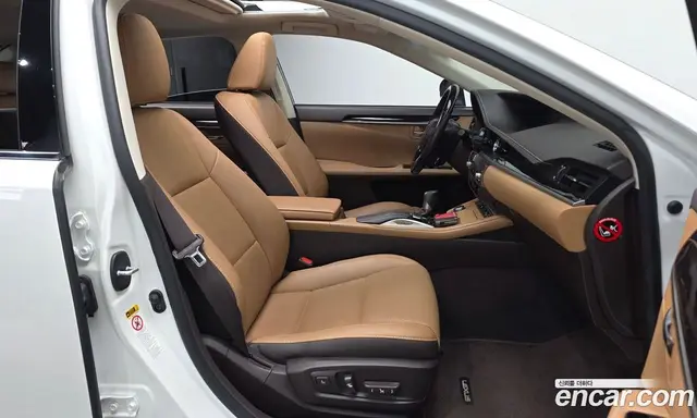 Lexus ES 2017 2.5 автомат (гидро), миниатюра 11 Lexus ES 2017 2.5 автомат (гидро), миниатюра 11