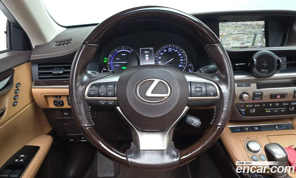 Lexus ES 2017 2.5 автомат (гидро), фото 13 Lexus ES 2017 2.5 автомат (гидро), фото 13
