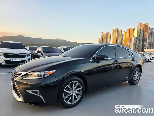 Lexus ES 2018 2.5 автомат (гидро), миниатюра 1 Lexus ES 2018 2.5 автомат (гидро), миниатюра 1