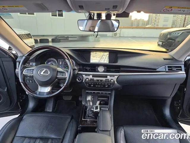 Lexus ES 2018 2.5 автомат (гидро), миниатюра 7 Lexus ES 2018 2.5 автомат (гидро), миниатюра 7