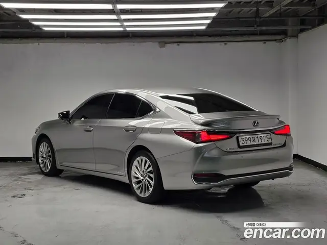 Lexus ES 2019 2.5 автомат (гидро), миниатюра 2 Lexus ES 2019 2.5 автомат (гидро), миниатюра 2
