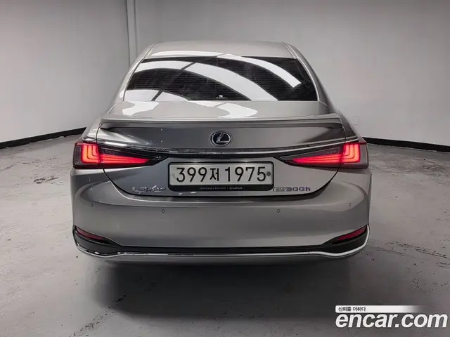 Lexus ES 2019 2.5 автомат (гидро), миниатюра 4 Lexus ES 2019 2.5 автомат (гидро), миниатюра 4