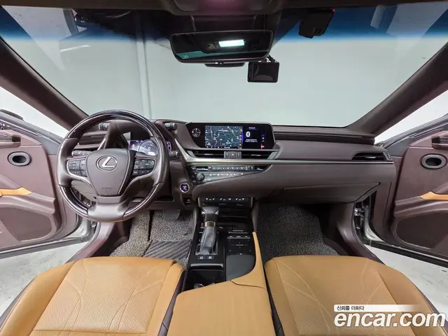 Lexus ES 2019 2.5 автомат (гидро), миниатюра 6 Lexus ES 2019 2.5 автомат (гидро), миниатюра 6