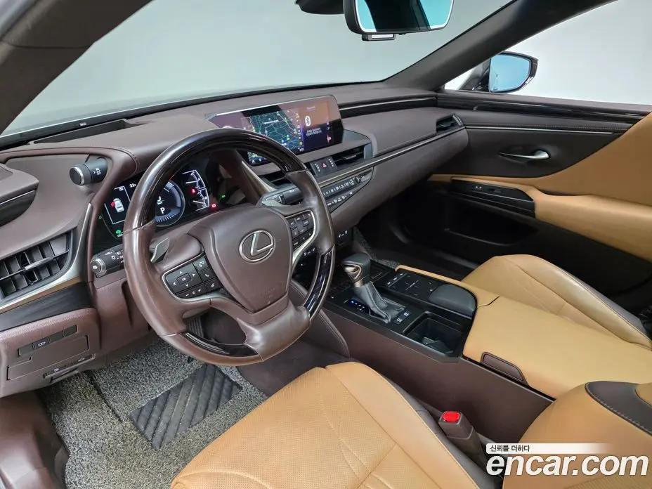 Lexus ES 2019 2.5 автомат (гидро), фото 10 Lexus ES 2019 2.5 автомат (гидро), фото 10