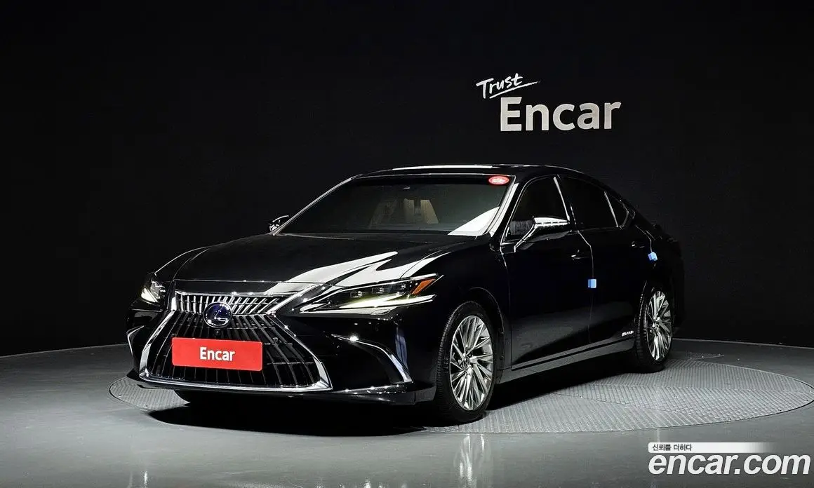 Lexus ES 2022 2.5 автомат (гидро), фото 1 Lexus ES 2022 2.5 автомат (гидро), фото 1