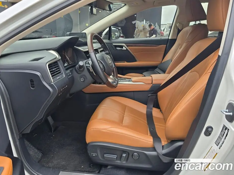 Lexus RX 2020 3.5 автомат (гидро), фото 8 Lexus RX 2020 3.5 автомат (гидро), фото 8