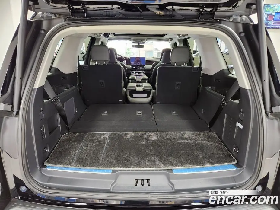Lincoln Navigator 2023 3.5 автомат (гидро), фото 20 Lincoln Navigator 2023 3.5 автомат (гидро), фото 20