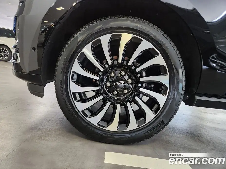 Lincoln Navigator 2023 3.5 автомат (гидро), фото 5 Lincoln Navigator 2023 3.5 автомат (гидро), фото 5