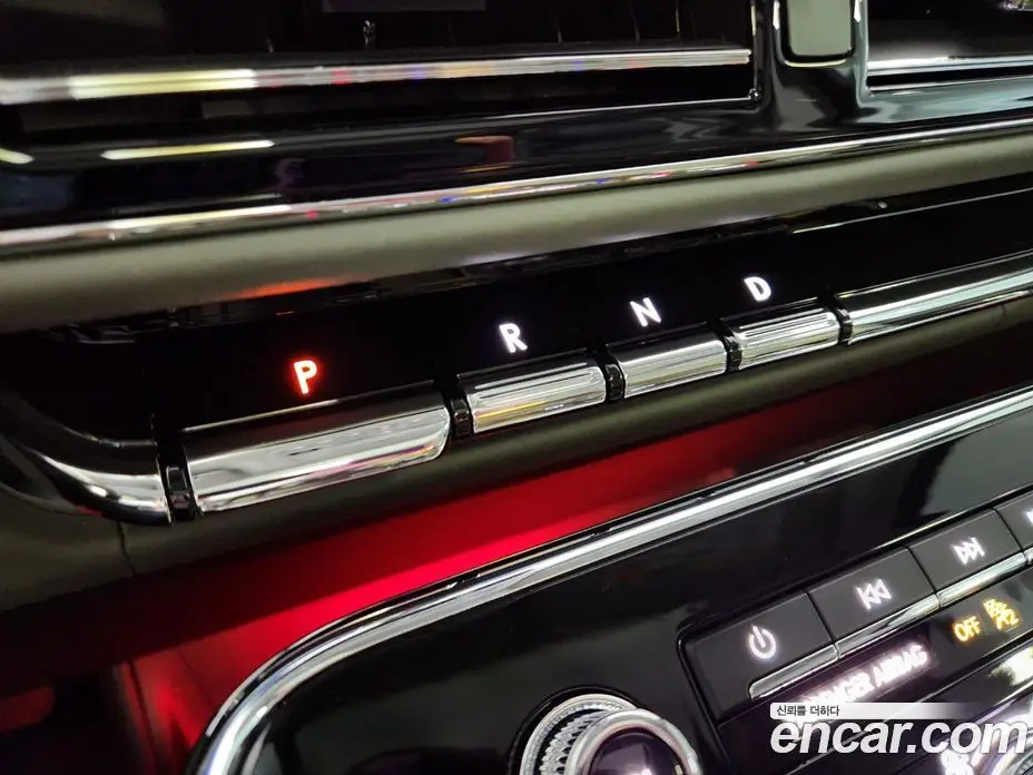 Lincoln Navigator 2023 3.5 автомат (гидро), фото 9 Lincoln Navigator 2023 3.5 автомат (гидро), фото 9