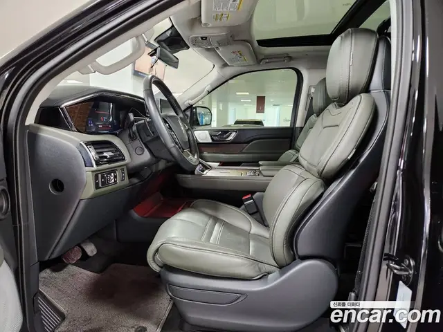 Lincoln Navigator 2023 3.5 автомат (гидро), миниатюра 10 Lincoln Navigator 2023 3.5 автомат (гидро), миниатюра 10