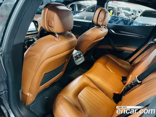 Maserati Ghibli 2020 3.0 автомат (гидро), миниатюра 12