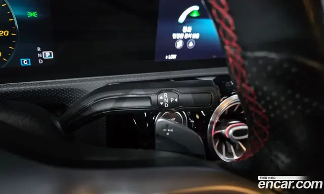 Mercedes-Benz A-Class 2020 2.0 автомат (гидро), миниатюра 12