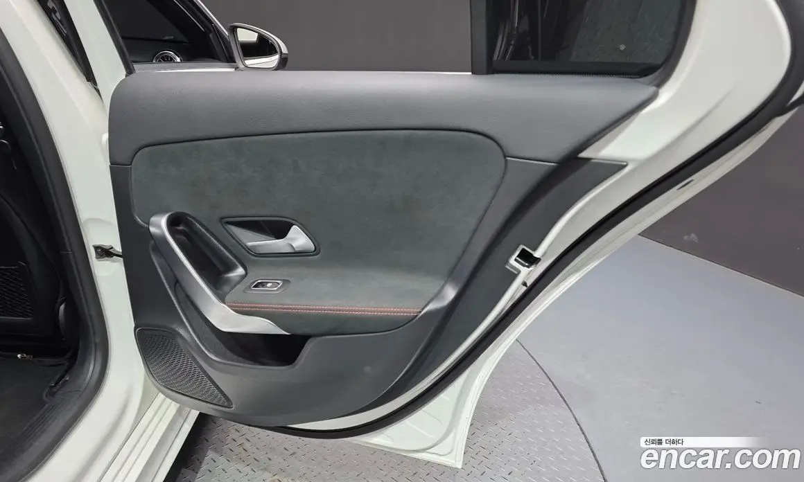 Mercedes-Benz A-Class 2020 2.0 автомат (гидро), фото 15 Mercedes-Benz A-Class 2020 2.0 автомат (гидро), фото 15