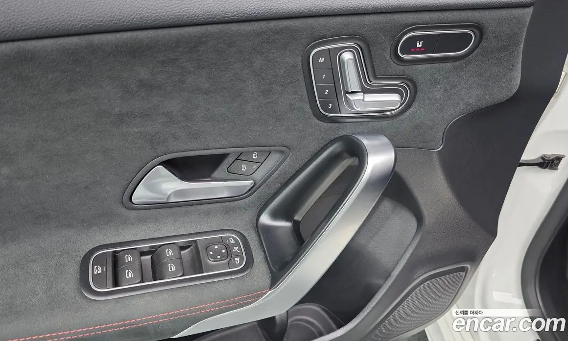 Mercedes-Benz A-Class 2020 2.0 автомат (гидро), фото 28 Mercedes-Benz A-Class 2020 2.0 автомат (гидро), фото 28
