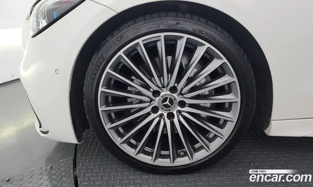Mercedes-Benz C-Class 2023 2.0 автомат (гидро), миниатюра 5 Mercedes-Benz C-Class 2023 2.0 автомат (гидро), миниатюра 5