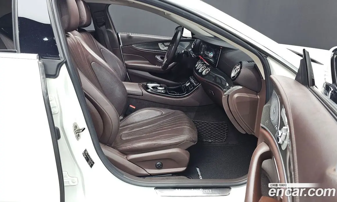 Mercedes-Benz CLS-Class 2018 2.9 автомат (гидро), фото 16 Mercedes-Benz CLS-Class 2018 2.9 автомат (гидро), фото 16